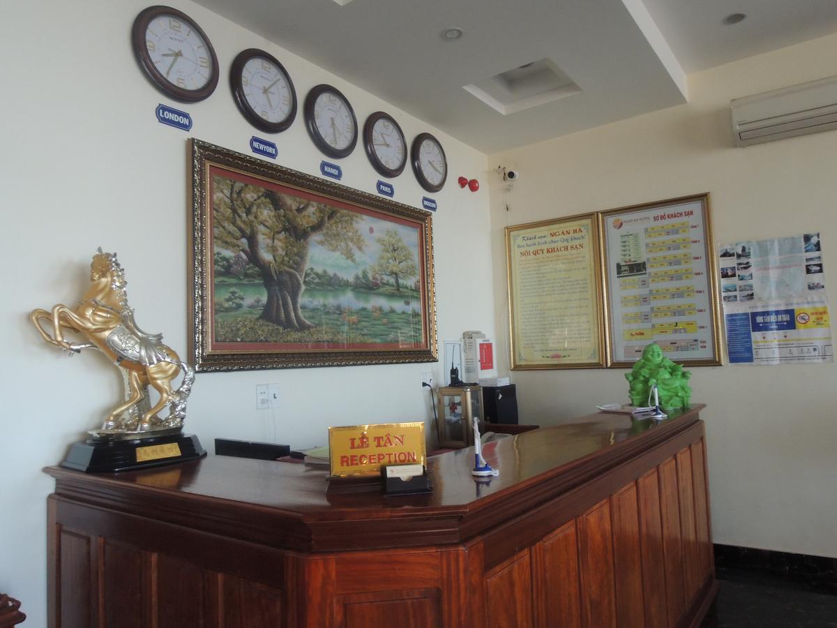Ngan Ha Hotel ドンホイ エクステリア 写真