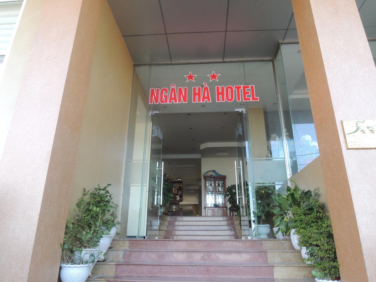 Ngan Ha Hotel ドンホイ エクステリア 写真
