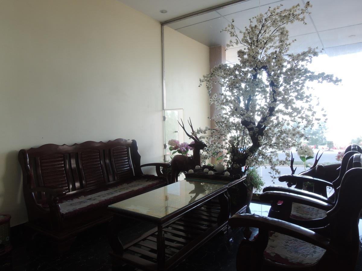 Ngan Ha Hotel ドンホイ エクステリア 写真