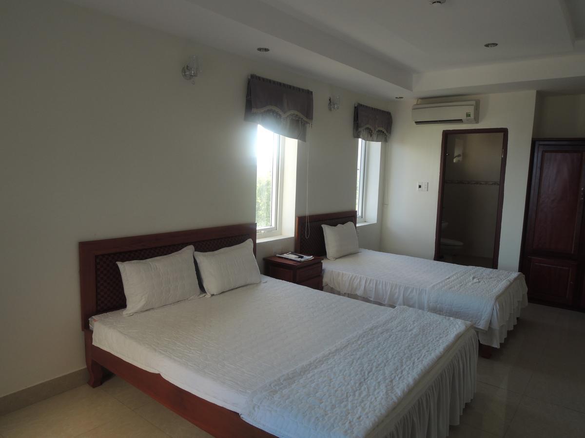 Ngan Ha Hotel ドンホイ エクステリア 写真